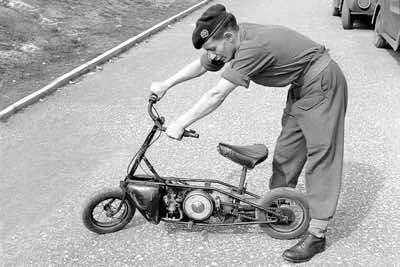 BeeMail:OtherVideo_004Short>Thumbnail