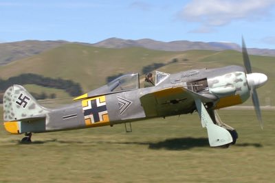 Focke Wulf FW-190 - WW2 Luftwaffe's Best Fighter 