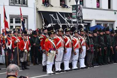 BeeMail:OtherVideo_002Short>Thumbnail